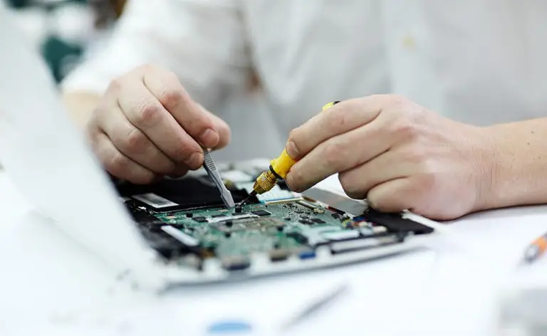 Read more about the article Buy Or Build Your Next Computer